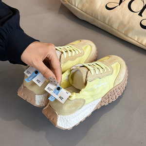 Nouvelles Chaussures de Course Décontractées Blanches à Plateforme et Semelle Souple pour Femmes, Style Allemand, Vente en Gros 2026 - Product Image 2