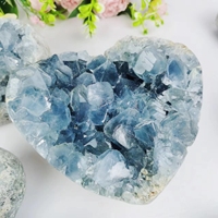 Grappe de célestites bleues naturelles de haute qualité en gros Cristal brut Géode de célestite bleue Druzy