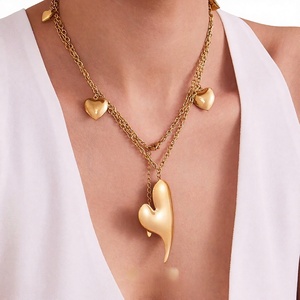 Chaîne de pull unisexe plaquée or 18 carats PVD, multi-pendentifs, motif 'Bright Face Love' de style français mystérieux, pour un look empilé et tendance sur la clavicule - Product Image 1