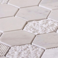 Mosaïque hexagonale en marbre naturel, finition martelée, pour murs intérieurs européens, salle de bain et cuisine, économique