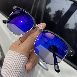 Lunettes de soleil photochromiques avec sourcil polarisé <span class=keywords><strong>anti</strong></span>-éblouissement TR lunette carrée photogray <span class=keywords><strong>anti</strong></span> <span class=keywords><strong>reflet</strong></span> femme lunettes <span class=keywords><strong>anti</strong></span> lumière bleue - Product Image 3