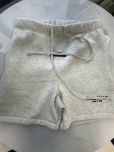 Set 2 Pezzi da Uomo in French Terry Lavato Traspirante con Logo Personalizzato, Basso MOQ, Economico, Alta Qualità, Essenziale <span class=keywords><strong>Streetwear</strong></span>, <span class=keywords><strong>Pantaloncini</strong></span> da Palestra - Product Image 2