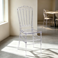 Chaise fantôme élégante en acrylique transparent empilable pour la location d'événements et mariages – Vente en gros