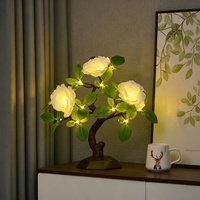 Künstlicher Brauner Plastik-Tischbaum mit LED-Beleuchtung in Warmweiß, USB-Aufladbar, Weihnachtsgeschenkbox, Schlafzimmer
