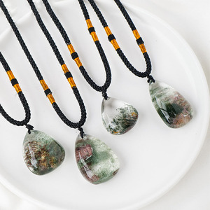 Colliers en cristal de quartz naturel en forme de goutte d'eau pour la guérison, pendentifs en pierre naturelle pour la lithothérapie, vente en gros - Product Image 1