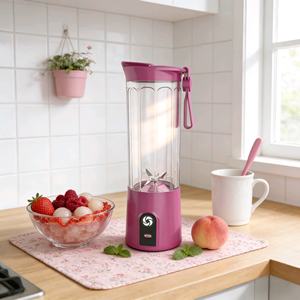 Blender portable rechargeable par USB sans BPA, 6 lames en acier inoxydable - Idéal pour les smoothies et les aliments pour bébés - Product Image 1