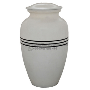 Urnes funéraires en laiton - Fournitures religieuses faites à la main pour l'église - CRU-1069 - Product Image 2