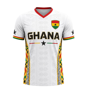 Maglietta Ghana Bianca con Motivi Tradizionali Africani, Maglia da Calcio con Stemma Nazionale per Tifosi - Product Image 1