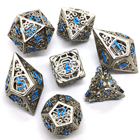 Jeu de dés en métal évidé personnalisé de haute qualité, adapté aux jeux de dragon et de dragon