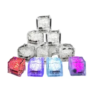 Mini LED Party Lights Square Color change Ice Cubes Glow in The Dark LED Light Up Ice Cube per Wedding Bars drink Decoration