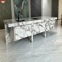 Grande dalle de marbre blanc Arabescato poli naturel pour comptoir de bar, table d'appoint, salle de bain, escalier - Design moderne