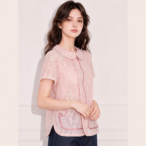 Elegante Camicetta Rosa <span class=keywords><strong>in</strong></span> <span class=keywords><strong>Pizzo</strong></span> da Donna con Colletto Peter Pan, Top Floreale Jacquard Estivo Vintage Dolce a Maniche Corte con Bordo a Contrasto - Product Image 2