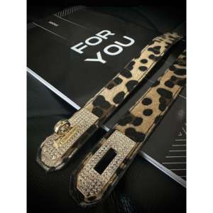 Cinturón de lujo con estampado de leopardo y hebilla de diamantes de imitación, estilo Y2K, accesorio de moda de cuero para mujer - Product Image 2