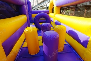 Parc de Divertissement Gonflable Personnalisé en Toile PVC Durable, Multiples Zones de Jeu avec Toboggans et Obstacles, Souffleurs Inclus - Product Image 4