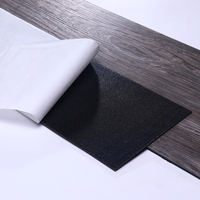 Vente en gros de revêtement de sol en vinyle auto-adhésif imperméable à peler et coller en pierre de bois pour tapis intérieur Planche de carrelage en vinyle PVC