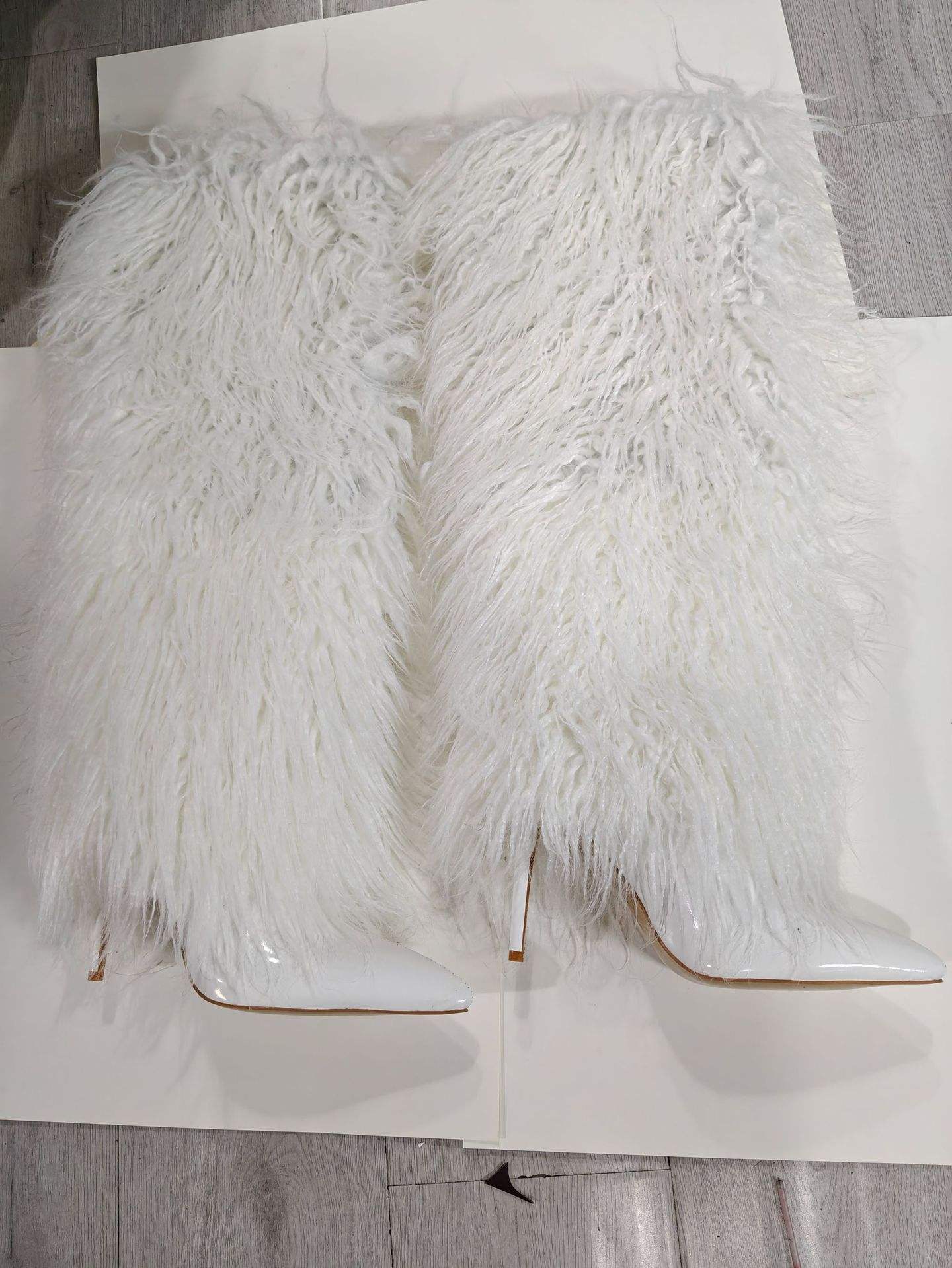 Z1225SE สีขาว