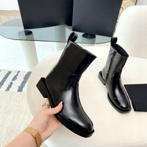 Bottes Alexander pour femmes 2025, extra thermiques, en cuir véritable marron, mi-mollet, imperméables, antidérapantes, bout rond, Mc.Queen - Product Image 1