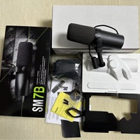 Microphone de studio dynamique cardioïde sans fil SM7B avec réponse en fréquence réglable pour l'enregistrement, la diffusion de podcasts et l'utilisation vocale