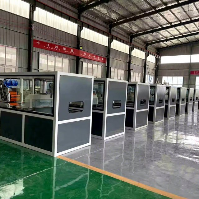 FULLWIN Plastic PVC Pipe Profile Board Traction Pulling Haul-off Machine 20kW Power 16-63mm Diameter Easy to Operate