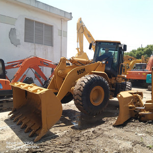 Chargeuse sur pneus d'occasion Cat 950H, faible nombre d'heures, d'origine japonaise, modèle classique robuste, efficace pour les carrières et la construction. - Product Image 3
