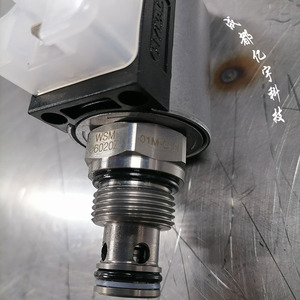 Solenoide Direccional WSM06020Z-01M-C-N-24DG - Product Image 1
