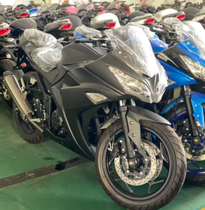 Motocicleta Kawasaki Small Ninja de Doble Cilindro, Estilo Deportivo, para Adultos, Importada, con Posibilidad de Matricular - Product Image 4