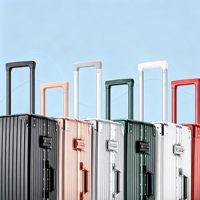 Valise de voyage rigide OEM d'usine, silencieuse 360° °   Valise à roulettes avec crochet latéral et compartiments de rangement multiples à l'intérieur