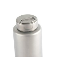Bouteille d'eau sportive en titane pur 700/1000 ml, ultralégère et portable pour le camping en plein air et le cyclisme