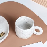 Mug en céramique artistique à succès, 10 oz, encre unique, mug en céramique irrégulier moucheté, tasse à café peinte à la main avec des taches