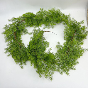 Plantas Artificiales, Guirnalda de Ciprés Artificial, Ramas de Pino Navideñas para Decoración de Paredes, Enredadera Artificial - Product Image 3