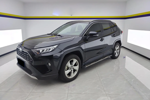 Auto Usado Premium <span class=keywords><strong>Toyota</strong></span> <span class=keywords><strong>RAV4</strong></span> <span class=keywords><strong>2021</strong></span> Negro 2.0L CVT Plus, Exportación de Autos Usados - Product Image 2