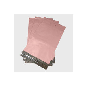 Sobres de Polietileno Ligeros con Cierre Seguro, Perfectos para Envíos, Protegen los Artículos y las Tareas de Empaque Diario - Product Image 2