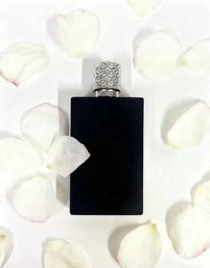 Eau de Parfum Unisex en Spray con Aroma Floral Frutal Fresco, Fórmula Ecológica de Larga Duración para Uso Diario, para Hombres y Mujeres - Product Image 6