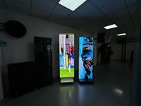 Écran LED d'extérieur pliable 1080P sur pied pour publicité avec un angle de vision de 178° °   Angle de vision et luminosité de 1000 cd