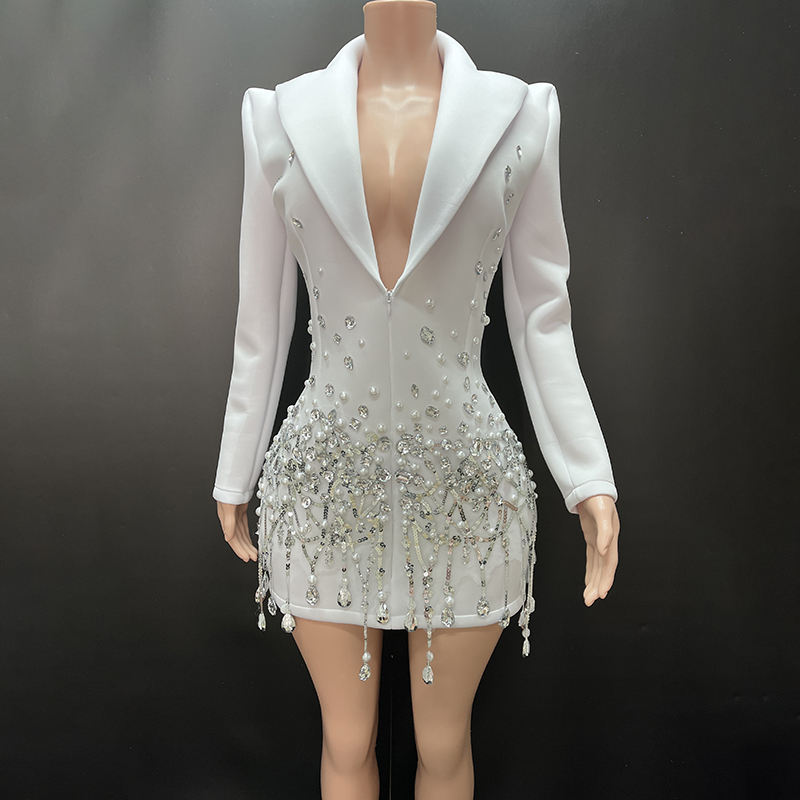 Blanc avec diamants argentés