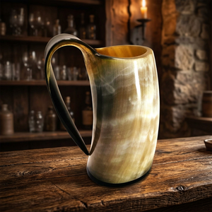 Jarra de Cerveza de Cuerno de Búfalo Antigua y Moderna, Artesanía Natural, Ecológica, Duradera, Impermeable, Hecha a Mano, Artículo de Colección B S International - Product Image 1
