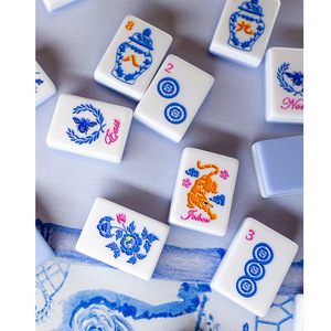 Juego de Mahjong Americano de Lujo de Gran Tamaño, Fichas de Navidad Ecológicas de Acrílico y Melamina, Juego Familiar Moderno para 4 Jugadores - Product Image 5