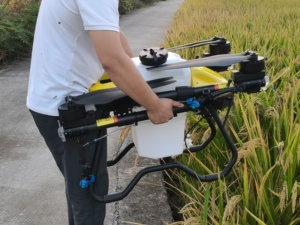 Venta Directa de Fábrica en China, Dron Agrícola de Bajo Precio y Alta Calidad para Fumigación de Pesticidas, Pulverizador de Gránulos Agrícolas - Product Image 5