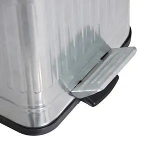 Sale Garbage Box Outdoor Metal Medical Waste Cover Band Container Trash Bin