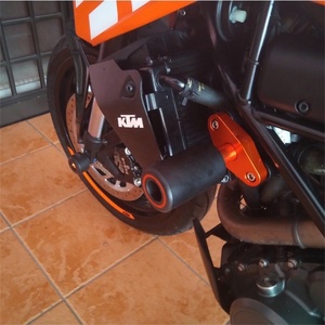 CNC nhôm chống thả bóng thanh rơi khung bảo vệ Thanh trượt bảo vệ cho <span class=keywords><strong>KTM</strong></span> <span class=keywords><strong>Duke</strong></span> 125 <span class=keywords><strong>200</strong></span> <span class=keywords><strong>390</strong></span> - Product Image 6