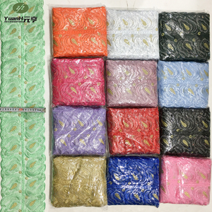 Ce design <span class=keywords><strong>original</strong></span> et tendance présente une dentelle en polyester de 6 cm avec broderie florale plate, idéal pour la décoration de vêtements DIY. - Product Image 5