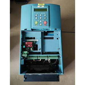 Contrôleur de vitesse 590P00405000011UKAN000 590P/0040/500/0011/UK/AN/0/0/0 pour EUROTHERM - Product Image 5