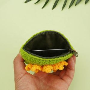 EFANBEANIE <b>Sweet</b> <b>Flower</b> Knit Milk Cotton Yarn 150g Coin Purse Girls' Fashionable Handmade Small Bag Handheld Card Accessory - Product Image 2