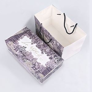 Free Sample Luxe Paper Gift <b>Packaging</b> <b>Bags</b> Durable Cardboard for <b>Clothing</b> Candle Craft Use Personalized Customization Service - Product Image 1