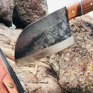 Hacha hecha a mano personalizada con mango de palisandro y acero de alto carbono, cabeza de hacha de Damasco, dureza para uso en camping - Product Image 1