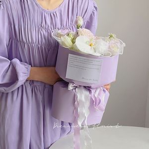 Papel de Flores de Plástico Grueso y Opaco, Nuevo y en Oferta, para Regalos de Eventos Deportivos - Product Image 4