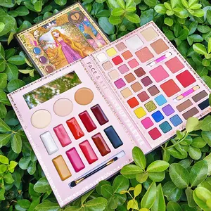 52 Kleuren Multi-Role Face Eyes Make-Up Palet Met Borstel Oogschaduw Blush Bronzer Accentueren Concealer Lippenstift Cosplay Stage