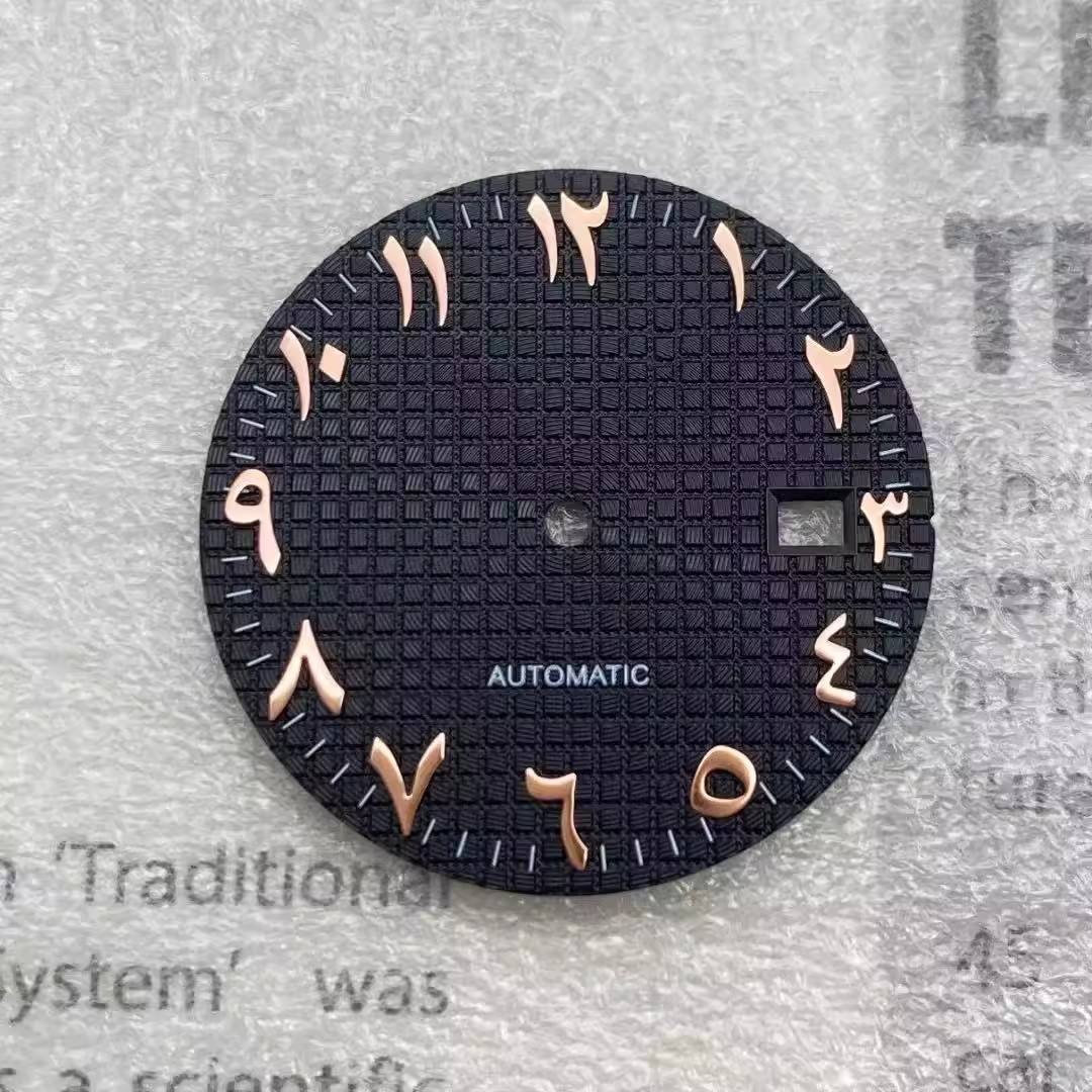 กุหลาบดำพร้อมโลโก้ S