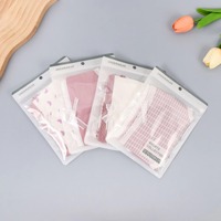 Sacs d'emballage scellés sur trois côtés, fond transparent blanc, refermables, pour l'emballage de sous-vêtements pour hommes et femmes.