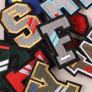 رقع حروف أبجدية مطرزة بالجملة من A إلى Z مع خلفية لاصقة - Product Image 3